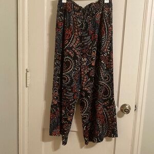 Jessica Simpson patterned pants